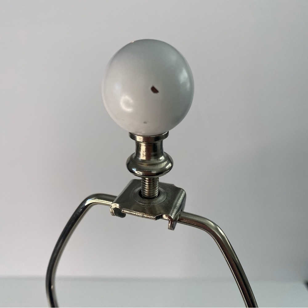Ralph Lauren Squared Table Lamp, Pink & White Vertical Woven Stripes Hom… - Picture 8 of 11